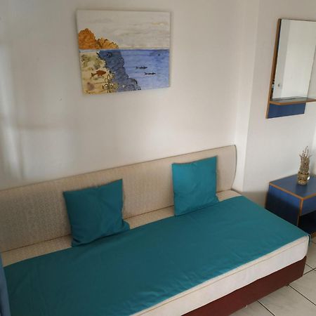 Bambola Apartments 네아 모우다니아 객실 사진