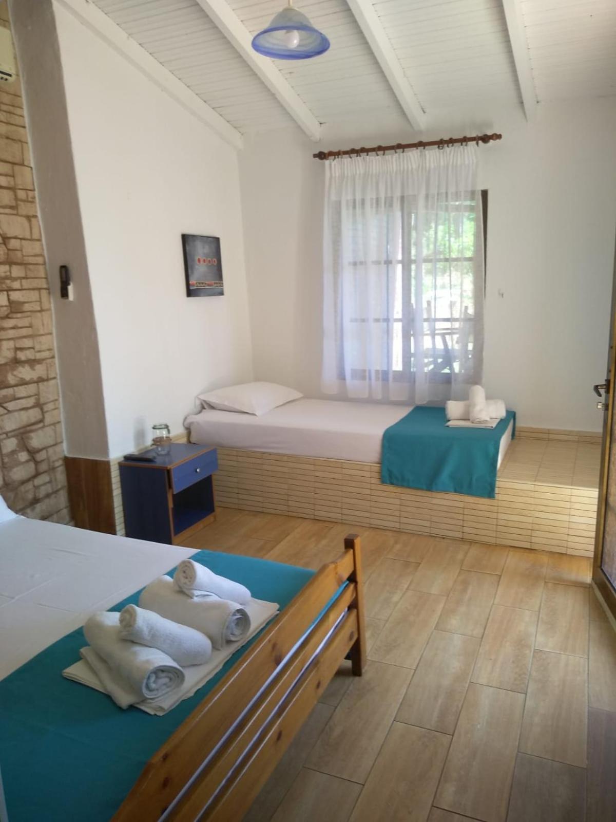 Bambola Apartments 네아 모우다니아 외부 사진